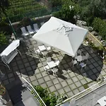 Royal Hills فندق 4*