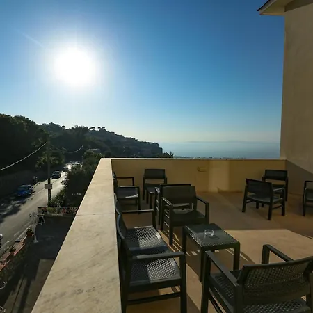 Royal Hills Hotel 4*