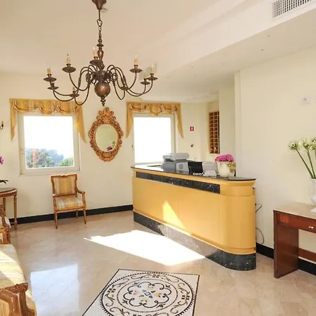 فندق Royal Hills